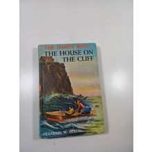 the hardy boys the house on the cliff by franklin W. Dixox 1959