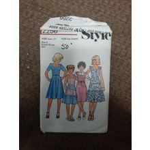 vintage sewing pattern looks complete style 2256 size 8