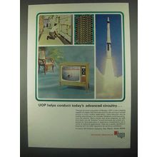 1967 UOP Universal Oil Products Ad - Advanced Circuitry