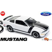 RARE KEYCHAIN WHITE FORD MUSTANG GT BOSS CUSTOM Ltd Ed.