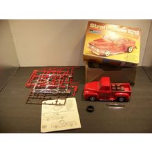 Monogram Stroh's Beer Strohmobile '55 Ford Pickup 1/24 scale Model Assembled