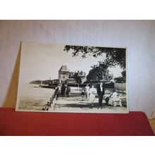 PROMENADE & ROYAL YACHT SQUADRON, COWES, Isle of Wight unused postcard RP =