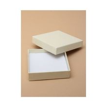 gift box square cream boxes approx 9 cm x 9cm x 2 cm