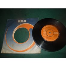 R & J STONE 7" SINGLE - WE DO IT/WE LOVE EACH OTHER