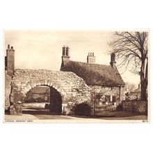 NEWPORT ARCH, LINCOLN .. unused antique postcard by Photochrom =