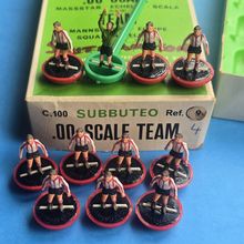 VINTAGE SUBBUTEO HW HEAVYWEIGHT NUMBER 9 BOX SUNDERLAND SHEFFIELD UTD BRENTFORD