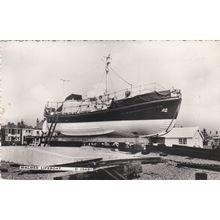 ED 121 WALMER LIFEBOAT. A/F . RP POSTCARD