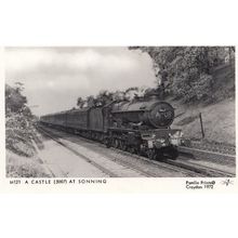 A Castle 5007 Train Leaves Sonning Station Berkshire Railway Postcard