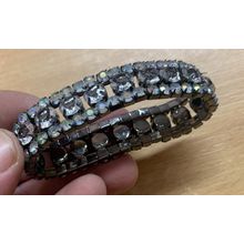 VINTAGE SPARKLING CLEAR STONES ELASTICATED BRACELET 20 GRAMS (P3)
