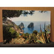 VIEW AND FARAGLIONI, CAPRI, ITALY unused vintage postcard #