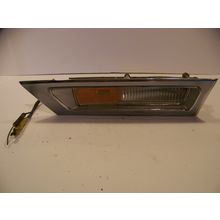 1972 CHRYSLER NEW YORKER LH FRONT FENDER TURN SIGNAL CORNERING LIGHT