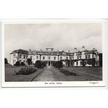 Spa Hotel Ripon North Yorkshire Leon Smallwood RP Postcard