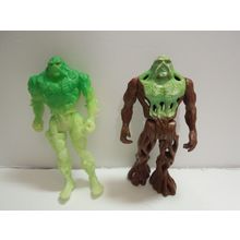 Vintage Swamp Thing Action Figure Lot (2) – Kenner 1990 & 1992 DC Comics – Glow