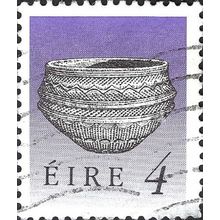 EIRE, Dunamase Food Vessel, Early Bronze Age, violet 1990, 4p