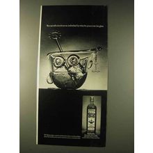 1976 Old Bushmills Irish Whiskey Ad - Into His Glass