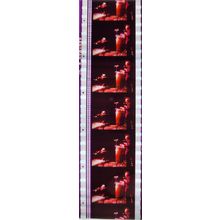 Pk DAU - J - MIX - a 006F. 1 STRIP OF 5 - 35MM FILM CELLS. (E J )