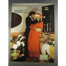 1980 American Express Card Ad - It's the Way You Give