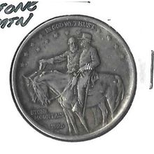 1925 Stone Mountain Silveer Comm Half Dollar XF Grey Sheet $50.00