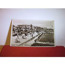 MARINE PARADE, GREAT YARMOUTH, NORFOLK used postcard RP 1946 postmark =