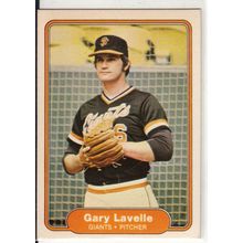 1982 Fleer baseball card 392 Gary Lavelle– Giants