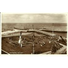 Yorkshire WHITBY The Piers Postcard (Valentine G.6628)