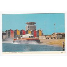 Hovercraft at Southsea Postcard Hampshire 10623