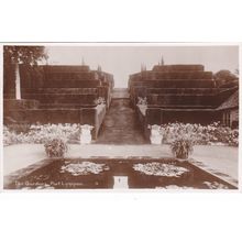 The Gardens Port Lympne Kent Postcard (KEN76223)