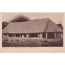 Woonhuis The Congo Moyongo Christian Missionary Antique African Postcard