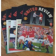 X 5 Manchester United Vintage Football Programmes. No's 4/8/15/22/25