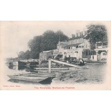 ED 134 WALTON ON THAMES - THE RIVERSIDE . PRINTED POSTCARD.