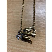 VINTAGE GOLD TONE PEACE DOVE & CLEAR STONES NECKLACE 14 GRAMS 21.5cm LONG (P3)
