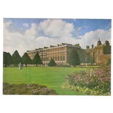 HAMPTON COURT PALACE, LONDON unused vintage postcard =
