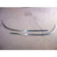 1967 CHRYSLER NEWPORT 4D 4 DOOR HARDTOP LOWER FRONT WINDOW TRIM OEM