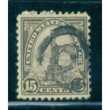 Used 696 15c Statue of Liberty Just Clears A16059