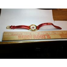 Pearl Quartz Wrist Watch