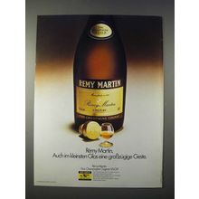 1977 Remy Martin Cognac Ad - in German - Auch im Kleinsten