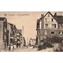 Postcard Duinbergen, Belgium. La Rue des Patriotes. Unposted