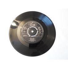 7"1964. JULIE ROGERS .LIKE A CHILD. MERCURY MF 838, OUR DAY WILL COME .EXCELLENT
