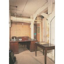 The Prime Minsters Room WW2 Museum Military Postcard