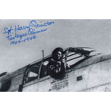 Harry Quinton WW2 Pilot War Plane Tuskegee Airman Hand Signed Photo