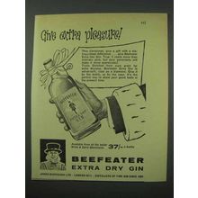 1960 Beefeater Gin Ad - Give Extra Pleasure