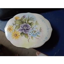 Vintage hand painted trinket dish,beautifully done no chips etc 10cm