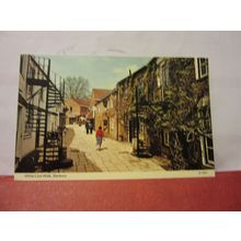 WHITE LION WALK, BANBURY, OXON. unused postcard by E T W Dennis =