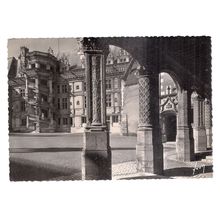 LE CHATEAU, BLOIS, FRANCE. unused vintage postcard (a) #