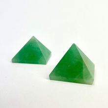 Green Aventurine | Pyramid[ ]