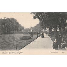 Victoria Gardens Brighton Sussex Postcard (SX77614)