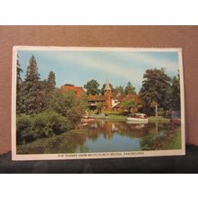 RIVER THAMES FROM WHITCHURCH BRIDGE PANGBOURNE BERKSHIRE used postcard 1975 pm =