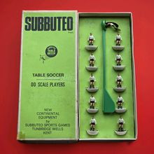 Subbuteo HW TEAM AUSTRIA FULHAM GERMANY COMPLETE SET