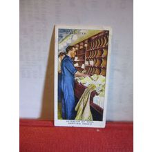 MAIL SORTING COACH no 10 Railway Equipment series 1938 W. D & H O Wills card =