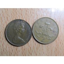 GB 1977 Elizebeth II Decimal 2p Coin
